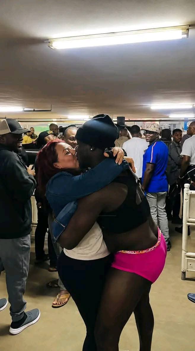 Drama as Nigerian Man welcome his Oyibo girlfriend with pink pants, others