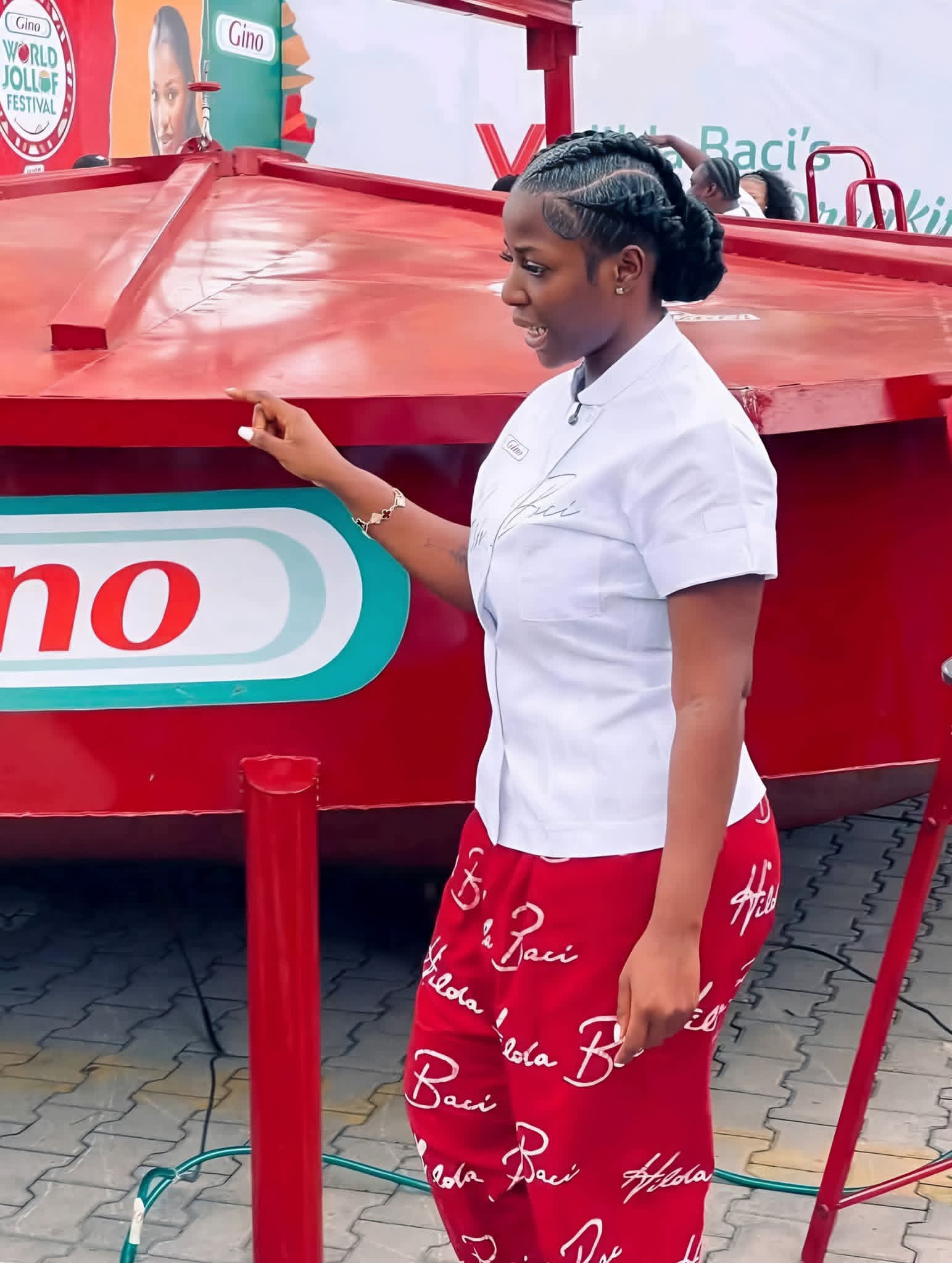 Hilda Bacci reveals how she succeed in cooking 250 pags of Jollof Rice.